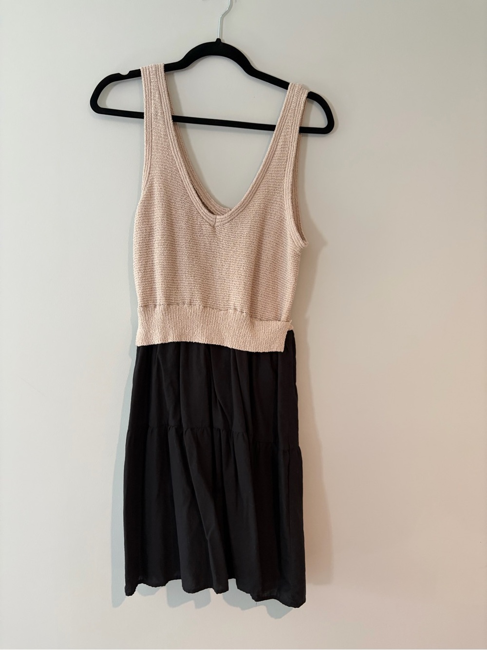 Elan Two-Tone Knit Bodice Mini Dress in Beige and Black